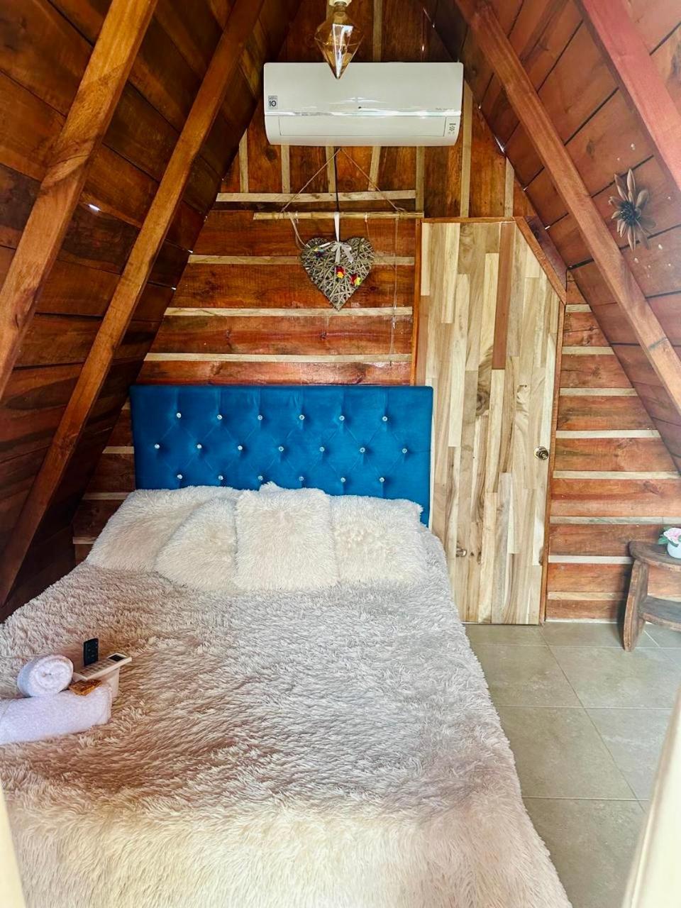 Hotel Luna Azul Tatacoa Вильявьеха Экстерьер фото