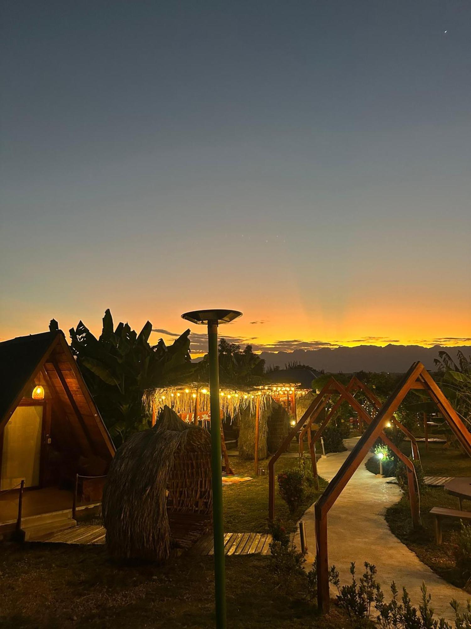 Hotel Luna Azul Tatacoa Вильявьеха Экстерьер фото